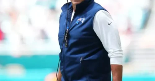 PATRIOTS NATION ON ALERT: Mike Vrabel's 4-Word Message Urgent Pre-Steelers Message Sends Shockwaves Through Locker Room.