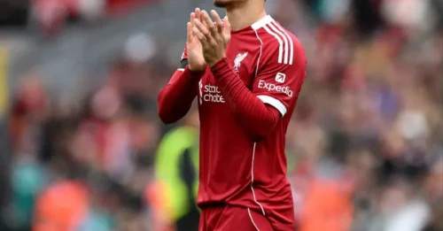 ANFIELD STUNNED: Kerkez Reveals Robertson's Shock Private Message Amidst Left-Back Shakeup.
