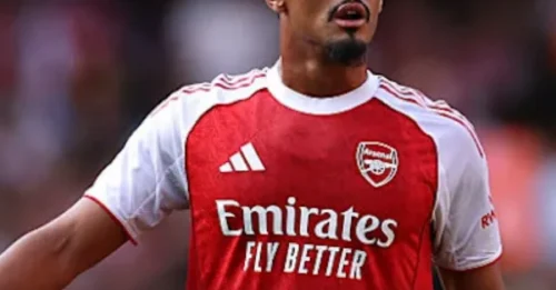 GUNNERS BREAK RECORD: Arsenal Sets 