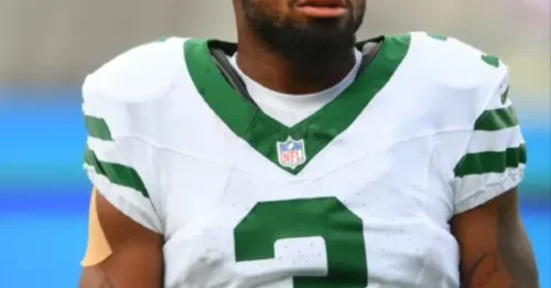 BOMBSHELL : Eagles PULL THE PLUG on the Kenyon Green experiment after just one season, PLUGGING IN 189-lb electric return man!