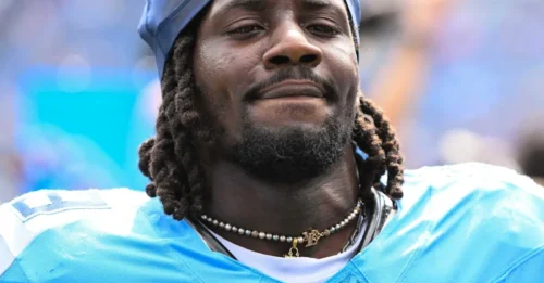 With Gonzalez sidelined for just 3-4 weeks, the Patriots didn't hesitate, swiftly signing star cornerback from their arch-rival Titans.