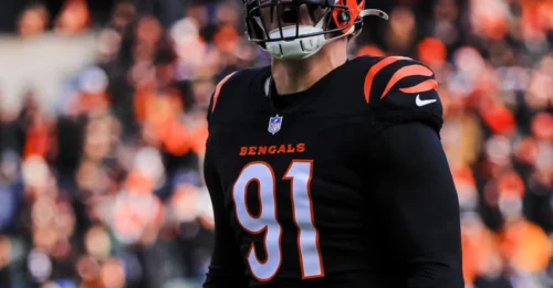 A blunt warning from within the 49ers about Trey Hendrickson is a sign of a major crisis about to erupt.