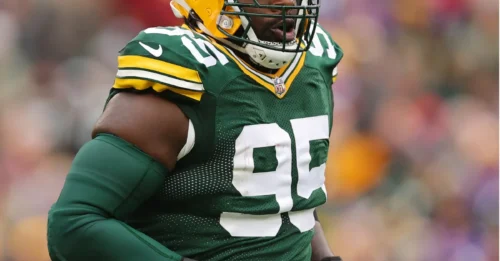 Disaster strikes Lambeau: Devonte Wyatt, a key defensive lineman, fell in the fateful Sunday night clash with the Cowboys, leaving the center vulnerable for opponents to exploit.