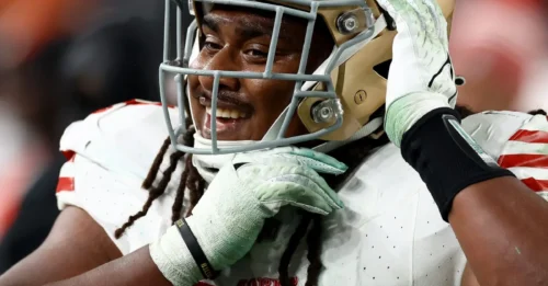 IT'S A DISASTER: 49ers' Triumph Over the Rams Comes With a GUT-WRENCHING Price – 49ers Defensive Tackle to Miss At Least 2 Games After Breaking Hand
