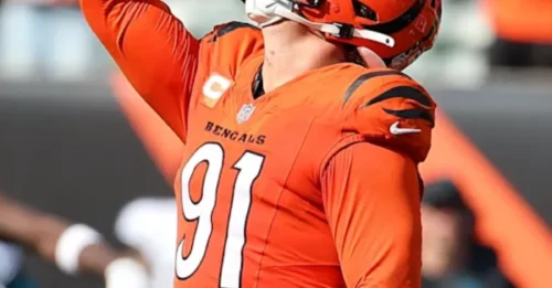 Eagles Want What The Bengals Have — 17.5 Sacks — And They're Willing To Pay With Their DEFENSIVE CORNERSTONE In Their Super Bowl Hunt.