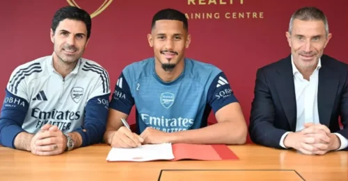 Arsenal's new contract tactic revealed as ex-Gunner lined up for Premier League return
