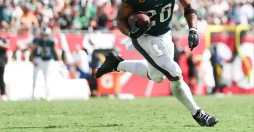 A Frightening Crack: Saquon Barkley Appears on Injury Report Just Days Before Giants Showdown — Panic in Eagles