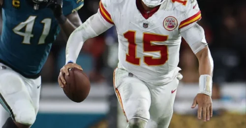 Chiefs Nation Stunned: Sloppy Chiefs Dig Themselves Into an Even Deeper Hole With Disastrous Jaguars Loss