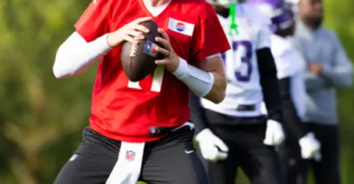 QB CHAOS IN MINNESOTA: Vikings' Throne Room Empty as Team Enters Full-Blown QB Mystery Mode