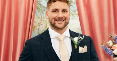 BEHIND THE SNUB THAT SPARKED OUTRAGE: Grace & Ashley's Simple Act Reveals the Brutal Truth About This 'Newlywed' Couple