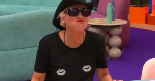 VOTE NOW: Caroline's Washing Machine Habit - GENIUS or 