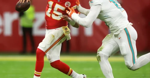 EARTH-SHATTERING TRADE: The Dolphins are sending Jaelan Phillips to Kansas City, a move that INSTANTLY RESHAPES THE SUPER BOWL PICTURE!