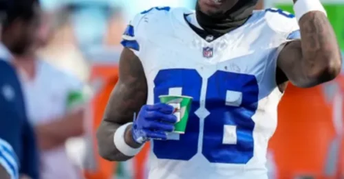 BLOCKBUSTER RETURN! CeeDee Lamb Unleashed on Commanders After Hiatus - The NFC East's Peace is Officially Over.
