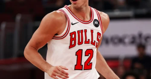 INJURY BOMBSHELL: The Chicago Bulls’ Worst Fears Confirmed asZach Collins’s Status Takes a Shocking Turn