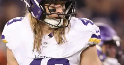 JUST WHEN THE EAGLES THOUGHT IT WAS SAFE... Vikings' $23 Million Game-Wrecker Is Back