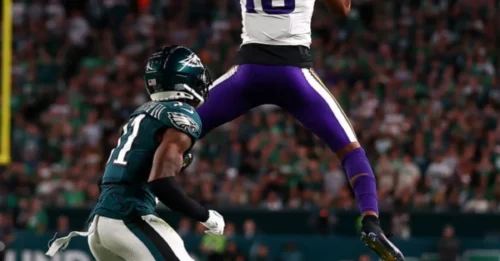 Justin Jefferson Is About To SHATTER The Record Books… And He Only Needs 119 Yards To Do It.