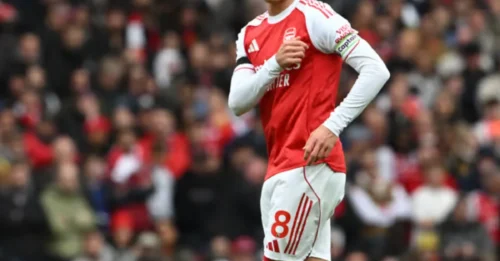 INJURY NIGHTMARE: Arsenal's Worst-Case Scenario Unfolds as Arteta Drops Devastating Odegaard Update.