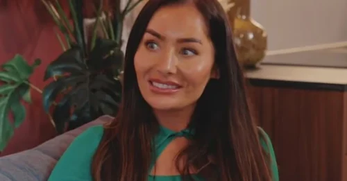 Bride Reveals Bizarre 'Rule' Husband Enforces in the Bedroom - And the Ending Leaves Everyone Stunned!