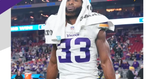 The HUNTER is back. The Chargers' defense needs to brace themselves to face a FULLY RECOVERED Aaron Jones.