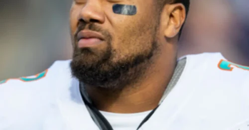 Eagles on the Hunt: This SHOCKING Trade for a 43.5-Sack Dolphin Would Absolutely Wreck the NFC East