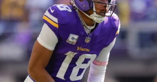 Justin Jefferson Sends SINCERE 8-Word MESSAGE Full of EMOTION After Vikings' Crushing Loss to Chargers.