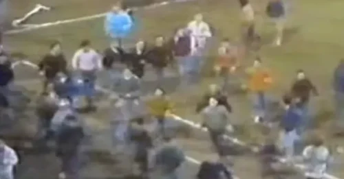 Stamford Bridge Is A WARZONE. Shocking Footage Emerges As Hooligans Go On Rampage in Chelsea-Sunderland Clash