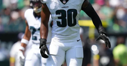 Eagles Rookie's Stock PLUMMETS: Inside the Demotion That Overshadowed the Giants W