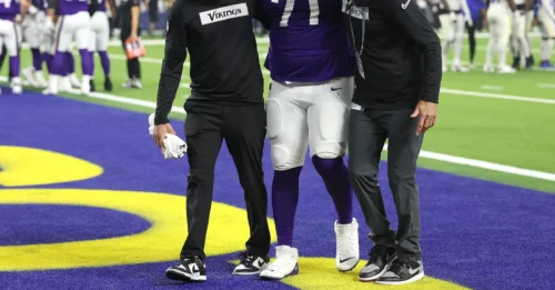 Vikings on RED ALERT: Darrisaw's Candid Injury Confession Sends Shockwaves Through Locker Room