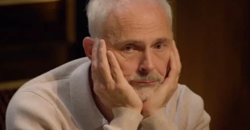 The 'Celebrity Traitors' Host's Hidden Secret: Getting Eliminated Early Was the REAL Prize!