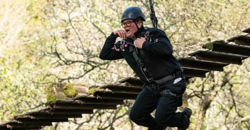 AND INSTANTLY, ALAN CARR BECOMES A LEGEND! Witness The 'ICONIC' Wobbly Bridge Crossing That Had Viewers IN STITCHES And Worshiping Him On The Spot!