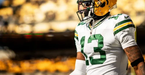 Blockbuster Trade of the Season: Packers Agree to Deal Potential TD Hunter to NFC South Team for Two 2026 Fifth-Round Picks and a 2027 Seventh-Round Pick.