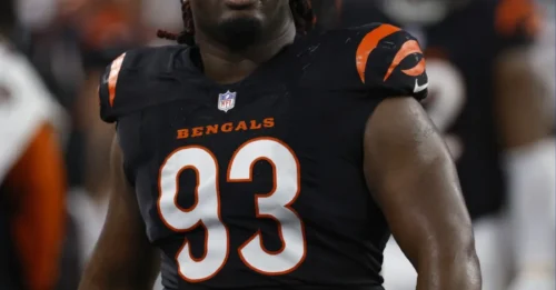 AFC North Upheaval: Bills Counter Rivals, Acquire Bengals' Pro Bowl Edge Rusher in Game-Changing Defensive Trade.