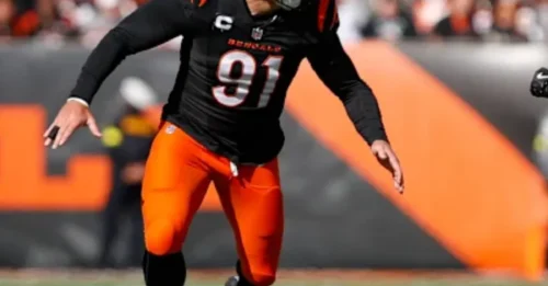 The UNTHINKABLE Move the 49ers Are Weaving to Save Their Season: A Blockbuster Trade for Trey Hendrickson is Now ON THE TABLE.