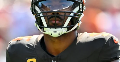 BLOCKBUSTER ALERT: Patriots Set to STUN the NFL with Unforeseen Play for Myles Garrett.