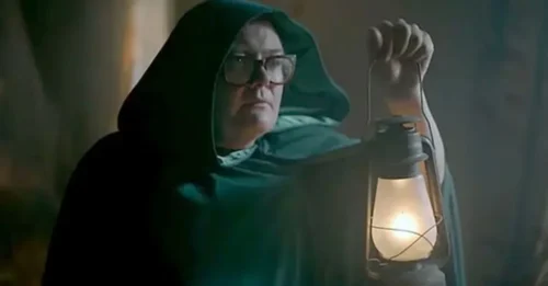 The Traitors' Star VANISHED on Finale Night: Alan Carr Admits He 'Had to Flee' the UK.