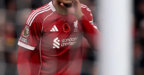 BLOCKBUSTER CLAPBACK: Virgil van Dijk FIRES BACK with VICIOUS response to Wayne Rooney's 