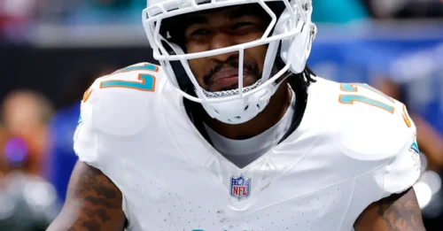 UNTHINKABLE: Patriots left with no choice but to sit out tempting Jaylen Waddle sweepstakes