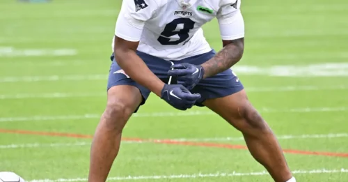 BOMBSHELL: Patriots' Star WR Abruptly Sidelined for Pivotal Buccaneers Practice.