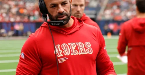BLOCKBUSTER: Inside the 49ers' Stunning Neglect of Robert Saleh - As a Coaching Superstar's Short-Lived Tencer Nears Its Final Chapter.
