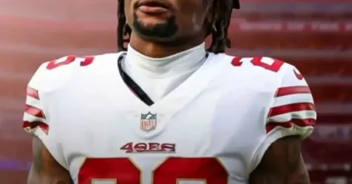 BOMBSHELL 49ERS COUP  : NFL's Prized Free Agent TOUCHES DOWN In San Francisco , Sends League-Wide Alert.