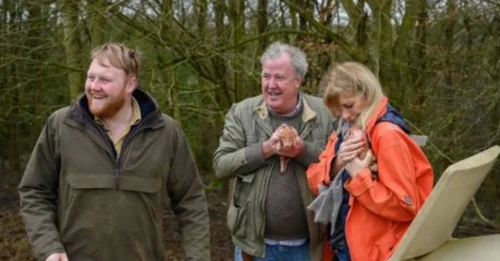 HE'S IN THE JUNGLE! Clarkson's Farm Star Confirms I'm A Celeb Role After Landing in Australia!