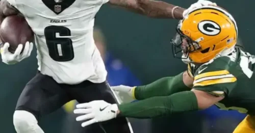 SENSATIONAL: Eagles Star DeVonta Smith Turns HATE Into Motivation — His “Unique” Message to Critics Stuns NFL Fans.