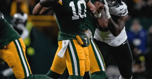 BOMBSHELL: Jordan Love's reaction after the loss to the Eagles in just three words