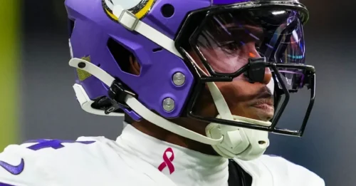 The Career of the Vikings Star Is Hanging by a Thread After Serious Mistakes in the Ravens Loss – Darkness Is Enveloping His Career – and the Timing Is Terribly Bad.