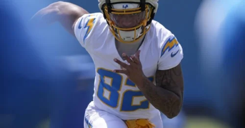 Cruel Decision: Patriots Cut Ties With $4.1 Million Receiver Week After Acquiring Him Just to Make Room for Running Back Jonathan Ward