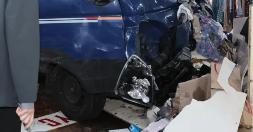 Al menos dos muertos y 18 heridos cuando un camión arrolla a una multitud de 150 metros en un mercado al aire libre en Corea del Sur