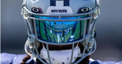 The Cowboys' Roster Is Rocked by a Stunning Swap: A Star Lineman's Season Is Suddenly Over as a DB Makes an Unexpected Comeback – Just Days Before the Raiders Clash.