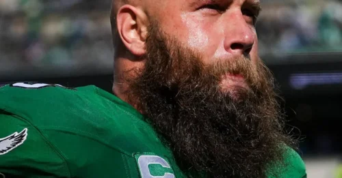 THE CHESS MOVE: Eagles' Quiet Roster Swap Exposes Their Shocking Next Play with Lane Johnson — After Allowing 0 Sacks This Season