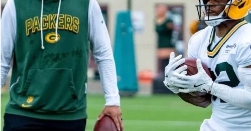 GREEN BAY Drops a Bombshell: New MarShawn Lloyd Red Flag Raised With Packers RB Coach Comments