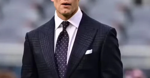 THE UNTHINKABLE JUST HAPPENED ON LIVE TV! Brady’s On-Air Slip Leaves NFL Fans STUNNED — Nobody Saw THIS Coming as the Cowboys Finish the Job.